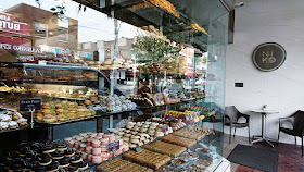 Nikos Cakes, Oakleigh