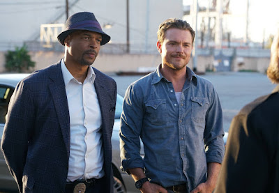 Clayne Crawford and Damon Wayans in the Lethal Weapon TV Series