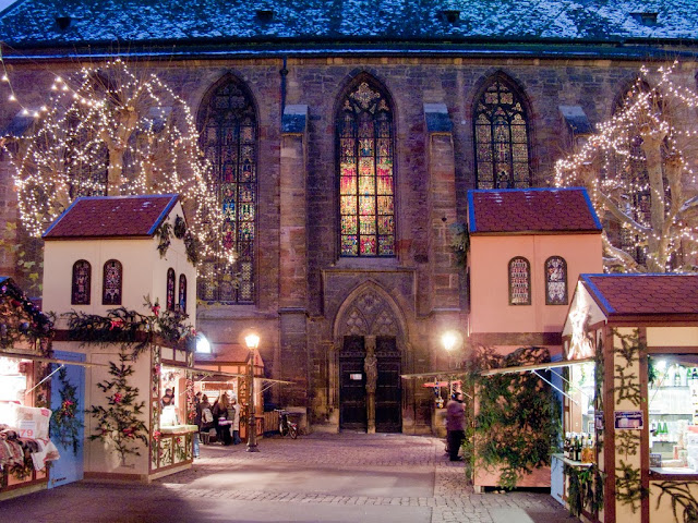 Christmas market in Colmar, Alsace, France. Photo: WikiMedia.org.
