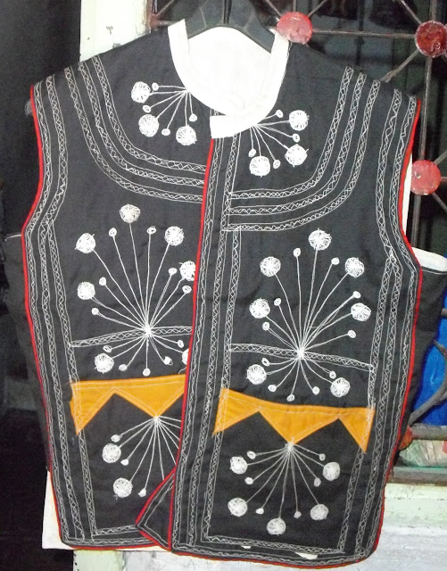 My craft Dairy: Bandi - Jhabua tribal jacket
