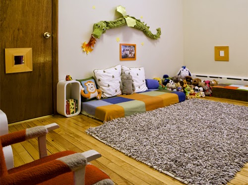 http://www.thebooandtheboy.com/2011/09/montessori-inspired-kids-rooms.html