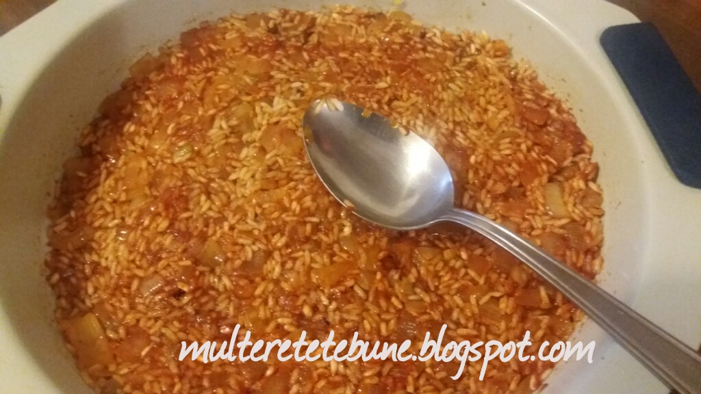 RETETE Pilaf taranesc cu cartofi la cuptor