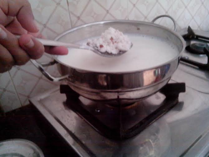 Magee's kitchen World Paal Kozhukattai (With Milk and Jaggery)