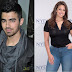 Peminat puji Joe Jonas guna model saiz besar