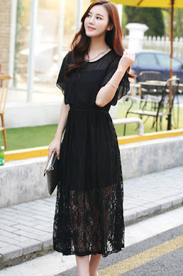 Black Lace Midi Dresses