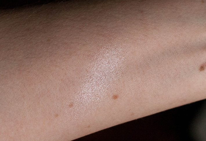 Beauty: Visa Lux highlighter review