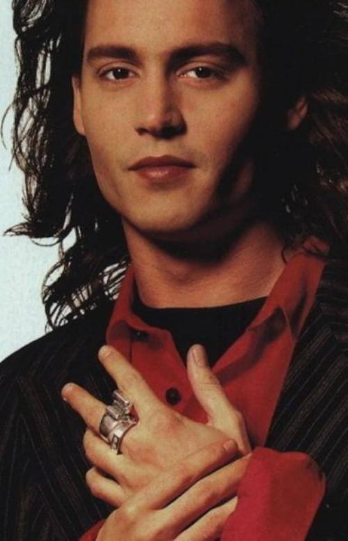 armGurlz87: GAMBAR JHONNY DEPP TIME MUDA-MUDI(11GAMBAR)