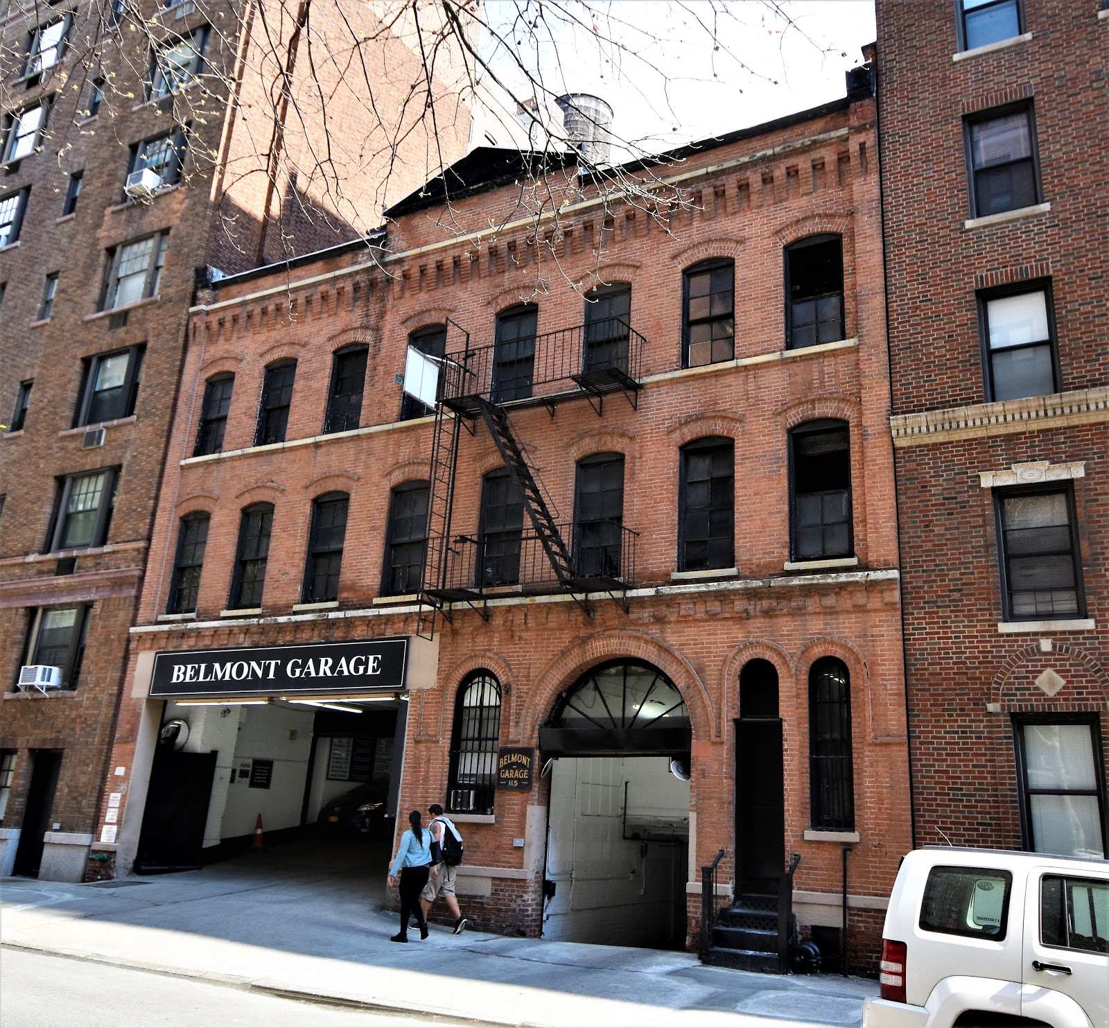 Daytonian in Manhattan The Belmont Garage 113115 East 84th Street