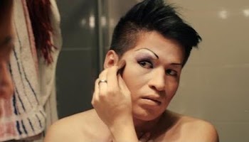 Maquillando La Realidad - CORTO GAY - Bolivia - 2013