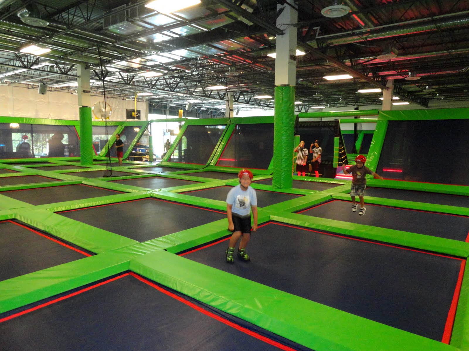 Our Little Circus Rebounderz Trampoline Arena