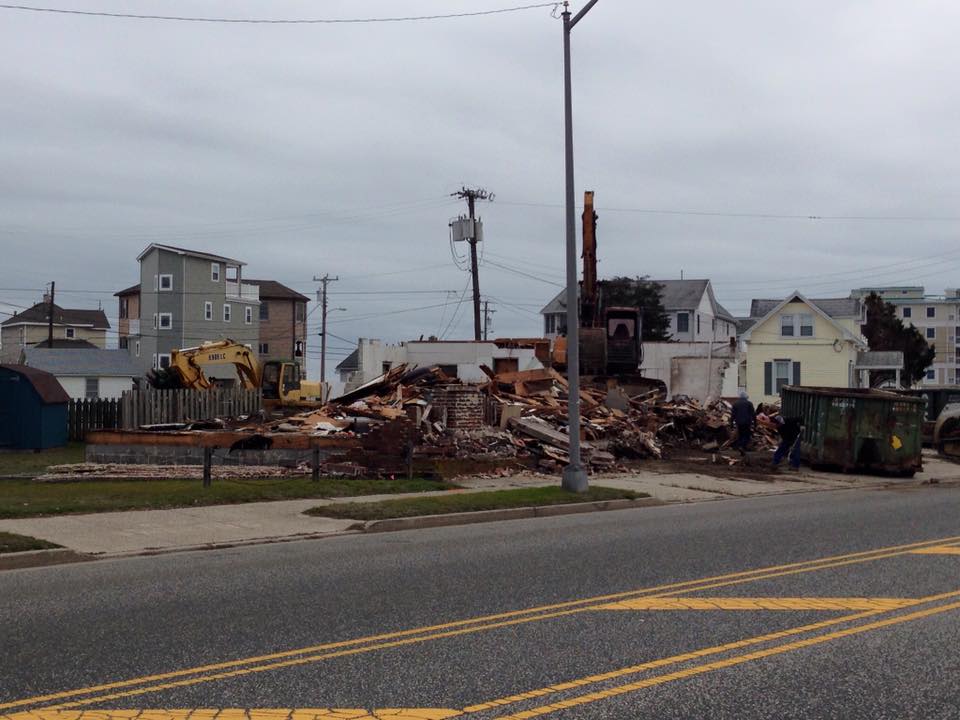 Wildwood 365 Photo Update The Lamp Post Diner disappears into history