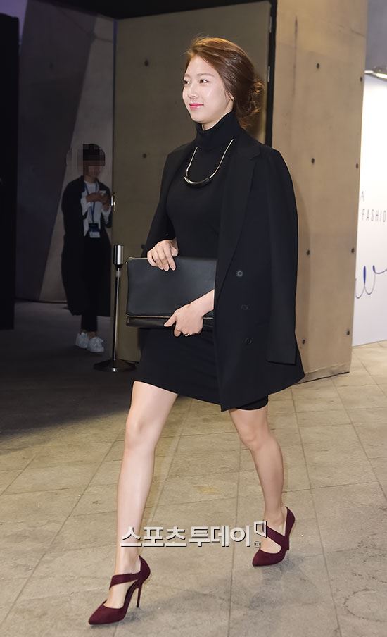 공승연 미시(?)같은 오늘자 패션위크 | 인스티즈