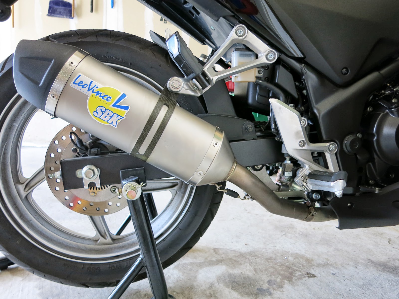 cbr250r exhaust
