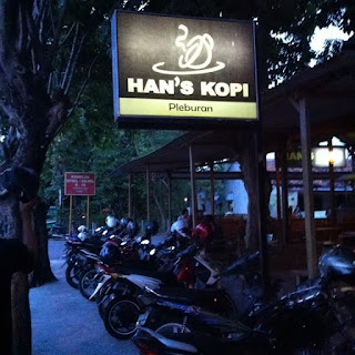 Sederhana dan Sederhana Menunggu Waktu Sahur di Han's Kopi Semarang !