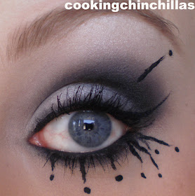 CookingChinchillas: Grey Black Dramatic Gothic Eye Make Up
