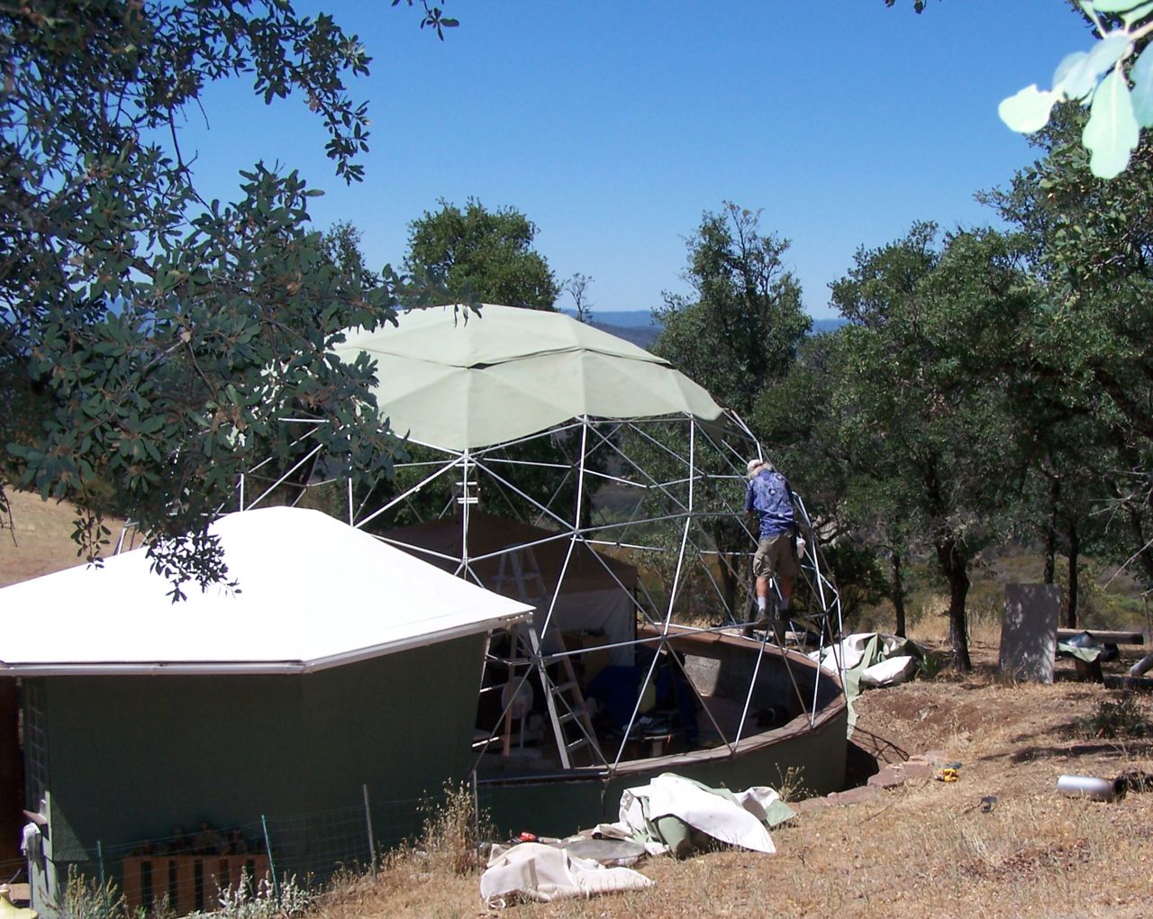 BRiZEL HANDCRAFTS New Cover for the Geodesic Dome...