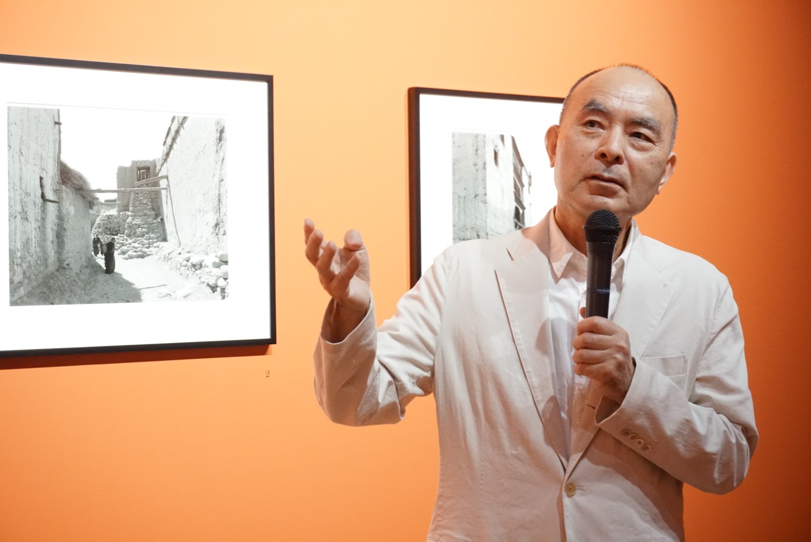 地球上で最も象徴的な画像の 1 つに隠されたストーリーを発見しましょう