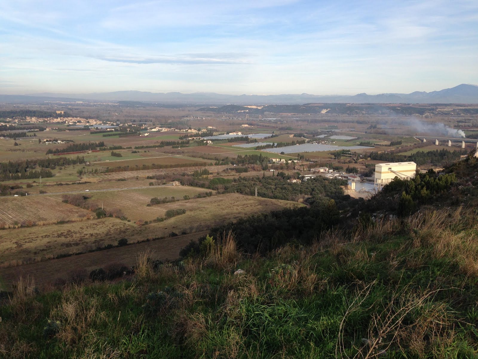 Le grenier du Faucon Hauteurs de Roquemaure en hiver Gard