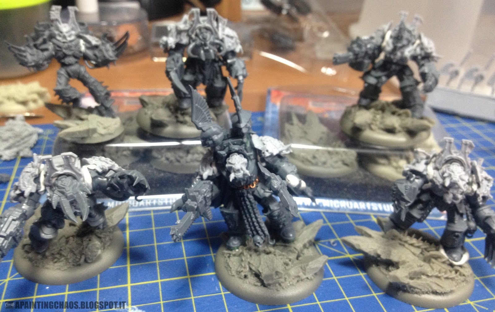 A painting chaos: Khorne army progess: Chaos Terminators and Terminator Lord
