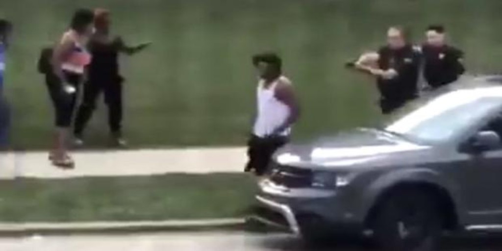 Caos en Wisconsin tras disparar la Policía 7 veces por la espalda a un hombre negro desarmado Caos en Wisconsin tras disparar la Policía 7 veces por la espalda a un hombre negro desarmado