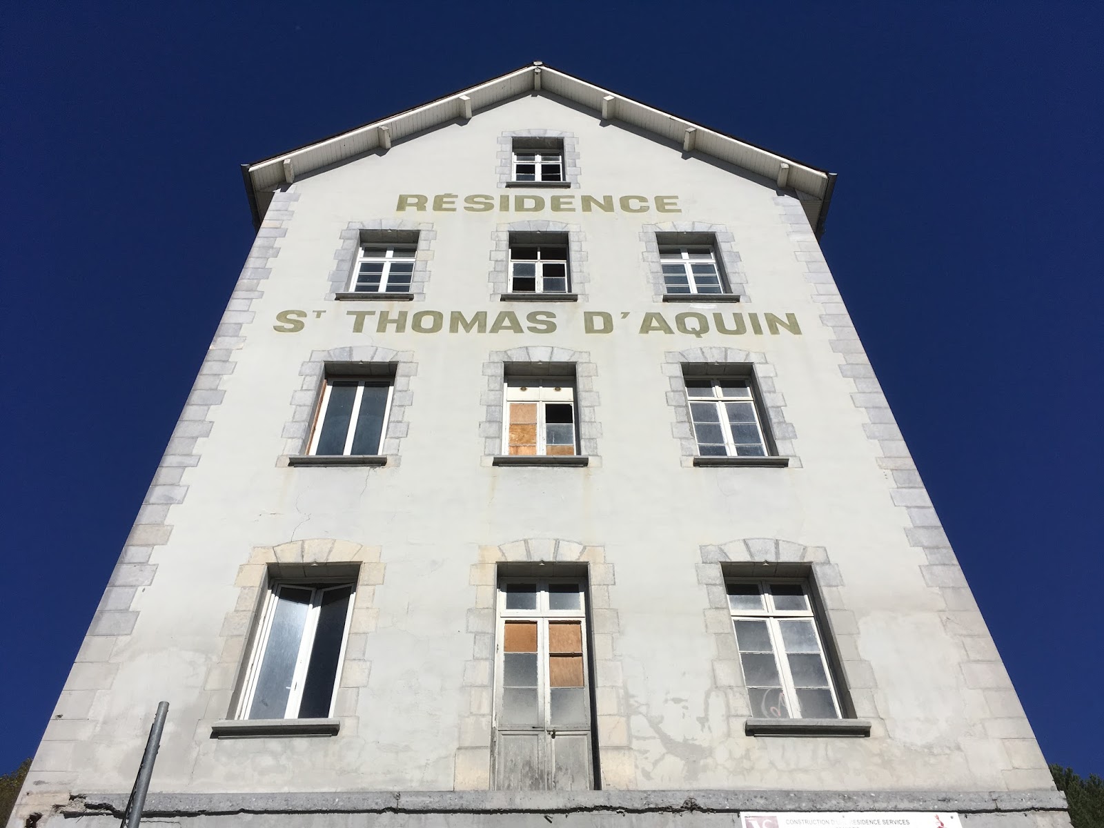 Orbis Catholicus Secundus: Lourdes Villas