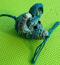 http://www.ravelry.com/patterns/library/chis-ami-mouse