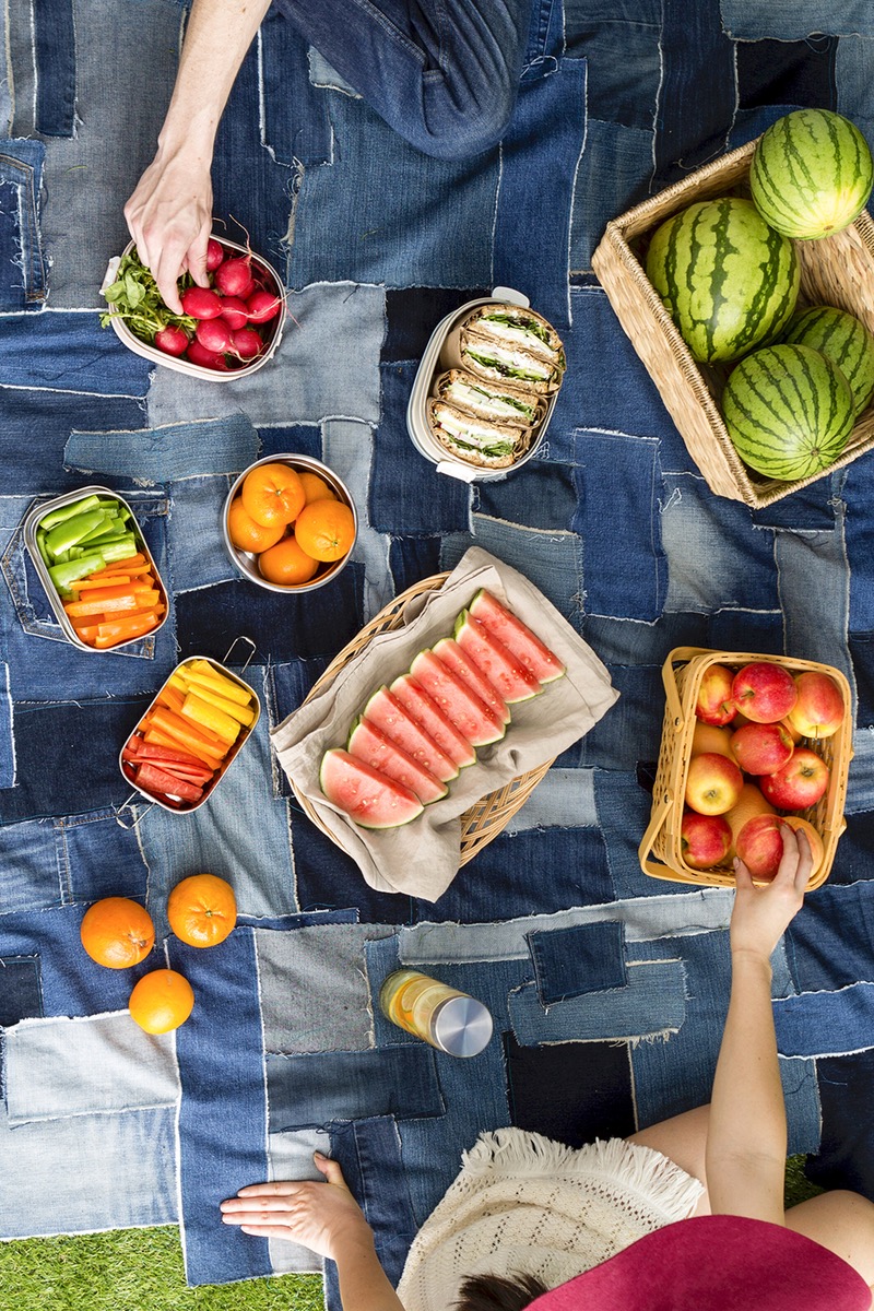 5 Sustainable Ways to Put Together an Epic Earth Day Picnic
