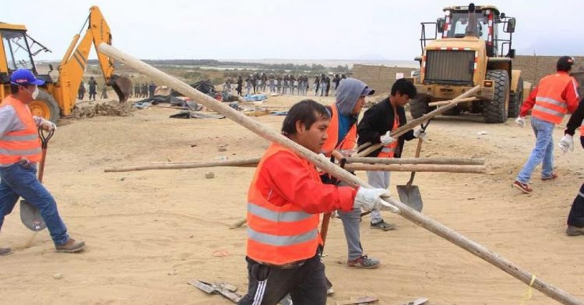 Ministerio de Cultura desaloja a 100 familias de sitio arqueológico en Huanchaco - www.cultura.gob.pe Ministerio de Cultura desaloja a 100 familias de sitio arqueológico en Huanchaco - www.cultura.gob.pe