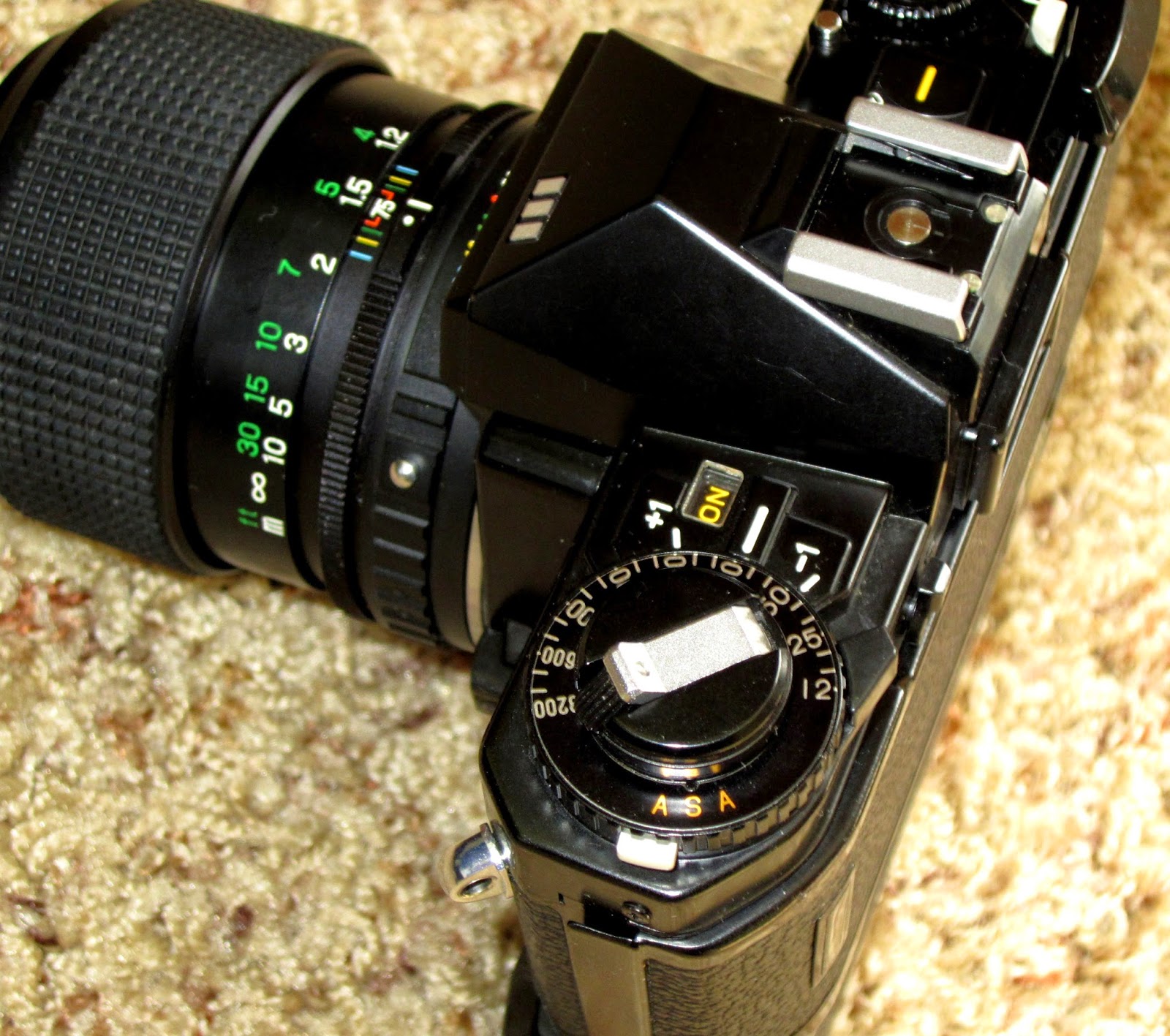 The Chens The User's Review Fujica AX3 35mm Film Camera and Auto