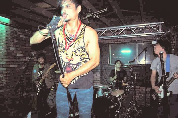 pedal strike full suspension