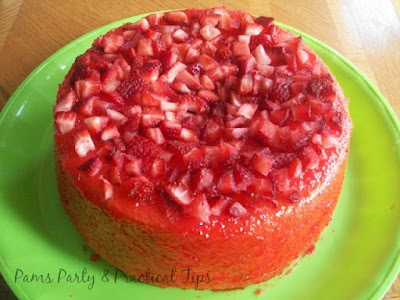 Strawberry Shortcake Cake by Pam's Party and Practical Tips