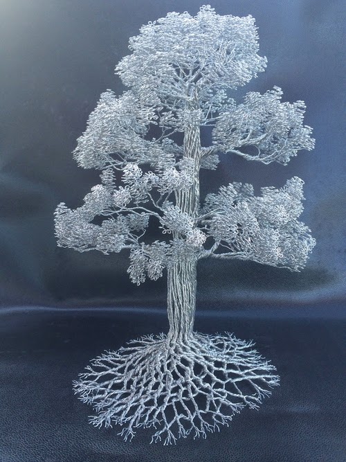 13-Clive-Maddison-Small-Wire-Tree-Sculptures-www-designstack-co 
