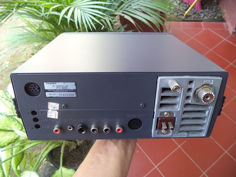 MEDAN RADIO: Yaesu FT-80C (terjual)
