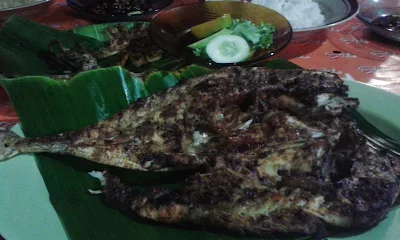 Ikan Bakar Etong Khas Subang