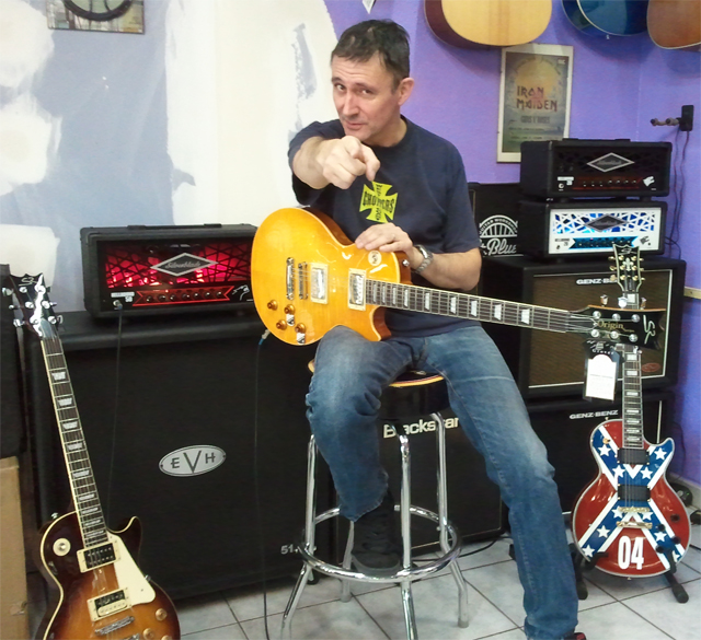 SR Guitars Visite chez Amps Guitar Shop à Cambrai!