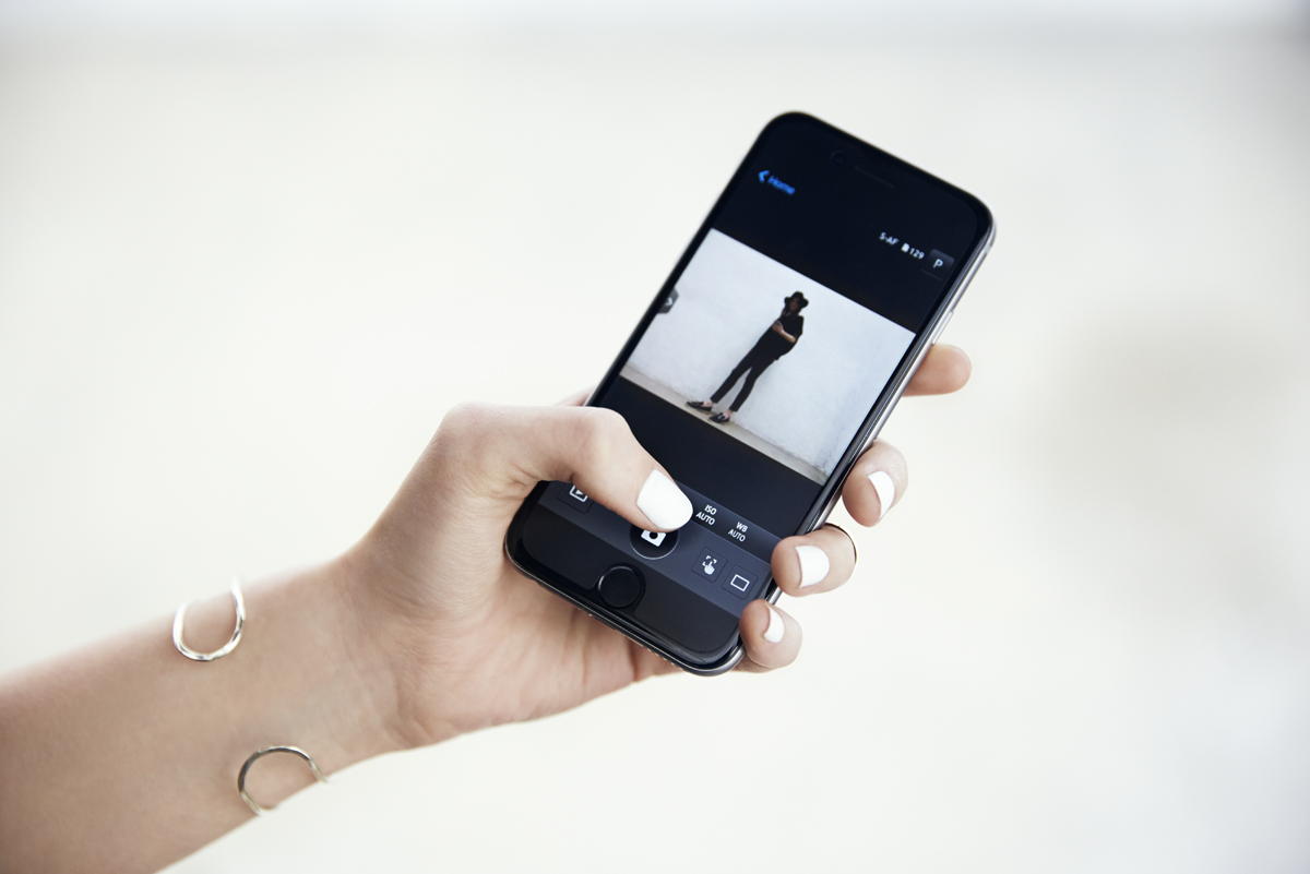 Olympus PEN E-PL8 app for remote control use