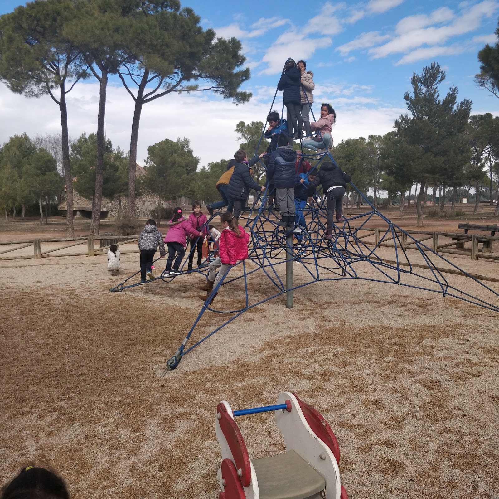 NOS VAMOS DE EXCURSIÓN...