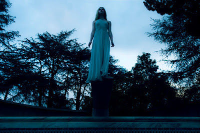 The Neon Demon Elle Fanning Movie Image 5