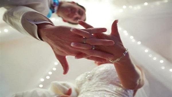 خمس نصائح من السيدة عائشة رضي الله عنها للزوجات