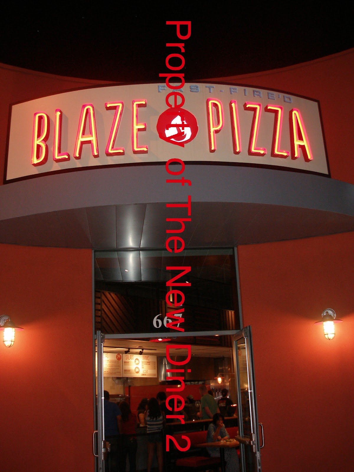 Blaze Pizza East Colorado Boulevard Pasadena Ca The New Diner 2: Blaze Fast-Fire'd Pizza