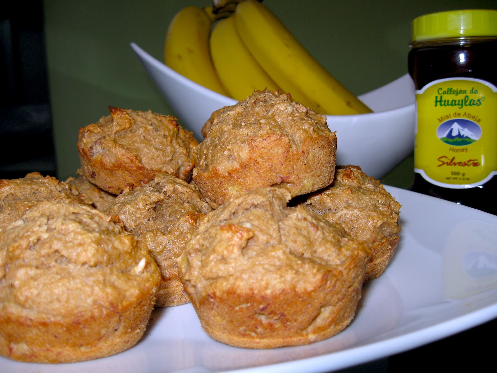 comida SOS MUFFINS DE AVENA Y PLÁTANO