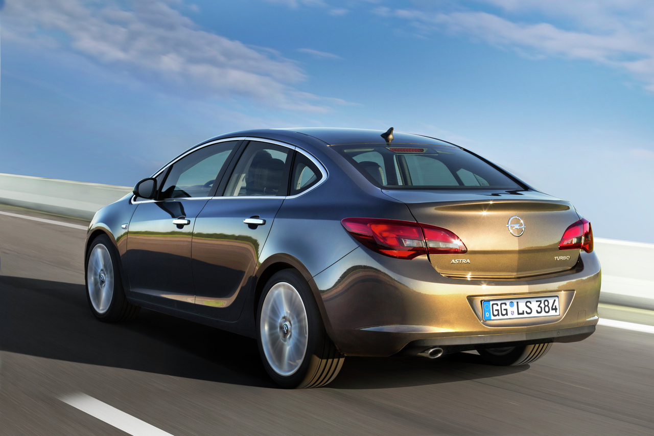 Riwal8 Blog New Four Door Sporty Sedan Completes Opel Astra J Line Up