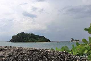 pantai tanjung kelayang belitung