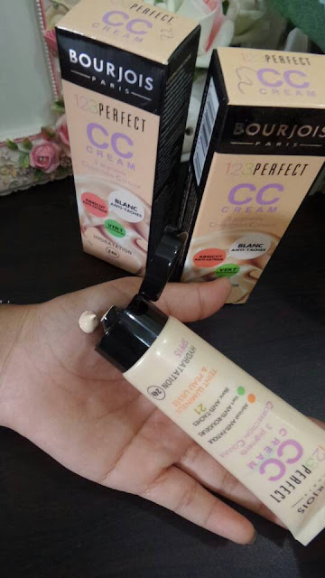 These Five CC Creams Are the Brands Beauty Enthusiasts Love Most These Five CC Creams Are the Brands Beauty Enthusiasts Love Most