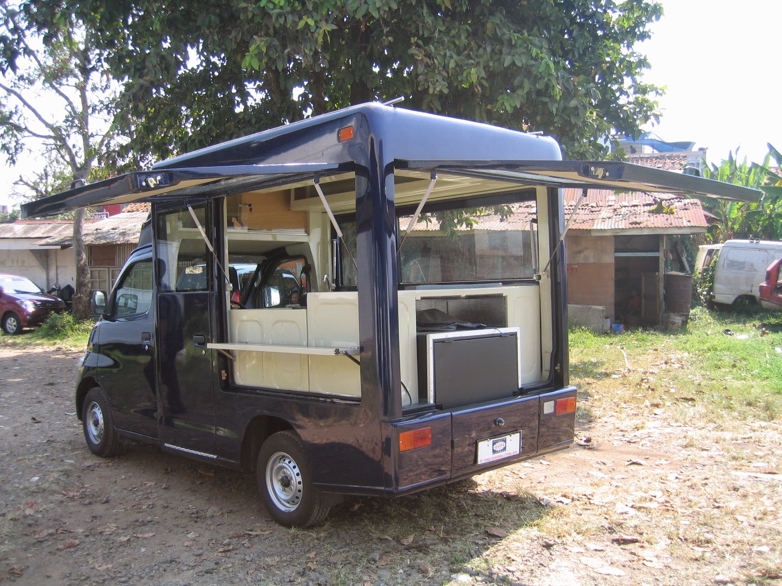 Gambar Modifikasi Mobil Jadi Warung Modif Mobil 