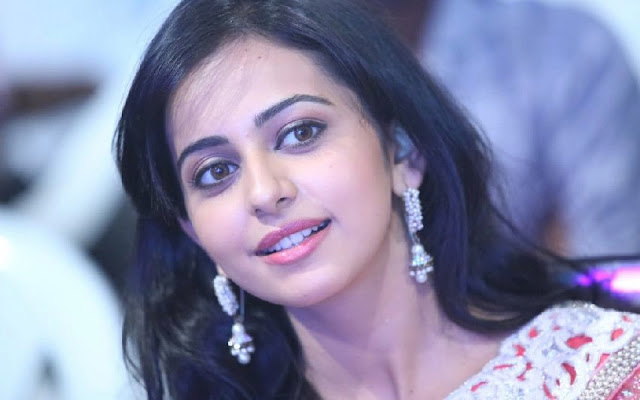 Rakul Preet Singh HD Wallpaper-Hottest Southindian Actress