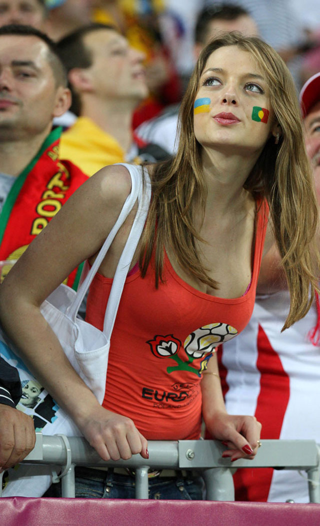 The Most Sexiest And Beautiful Women S Football Euro 2012 Girls 5