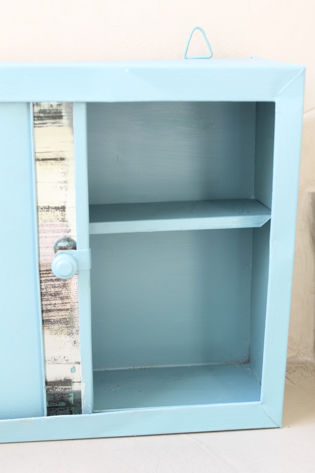 Pequeño botiquín de chapa: Deco Marce Tienda