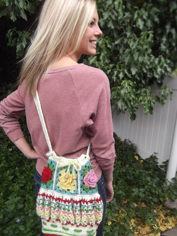 Apple Blossom Dreams: Re-mix: The Hippie Purse/Backpack