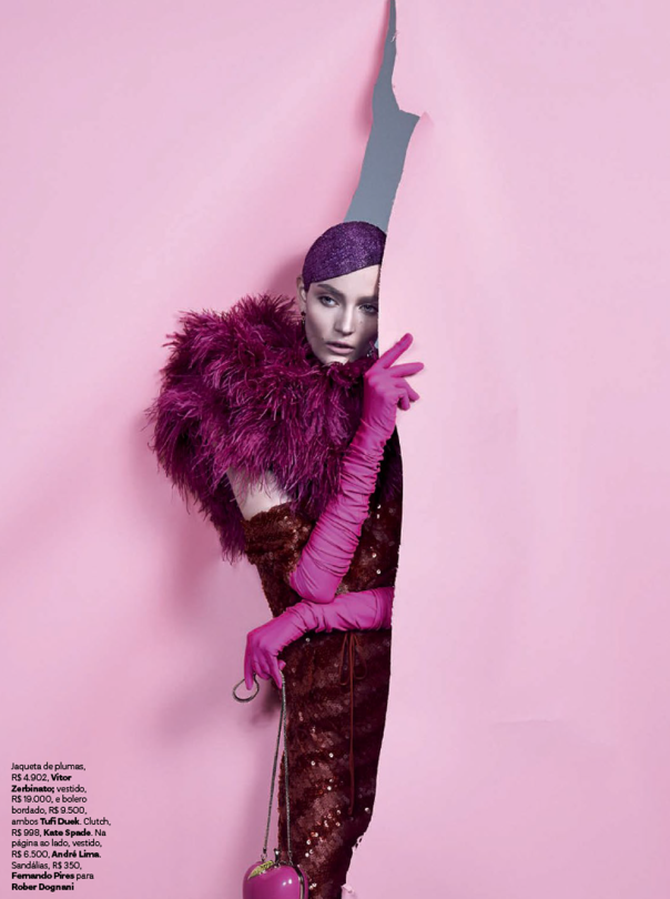 Vivid pink fashion editorial with Zuzanna Bijoch Vogue Brasil February 2014
